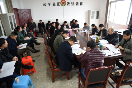 早謀劃、早部署、早行動(dòng)，扎實(shí)做好2018年脫貧規(guī)劃工作