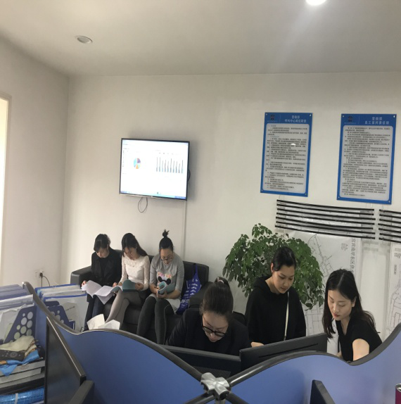 營銷部呼叫中心積極開展集體學(xué)習共成長
