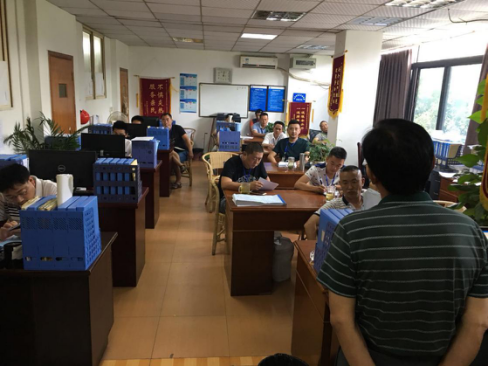 加強(qiáng)安全培訓(xùn)教育，牢固樹立安全意識(shí)