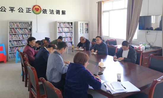 集團公司黨委書記、董事長周燕賓一行調(diào)研脫貧攻堅工作